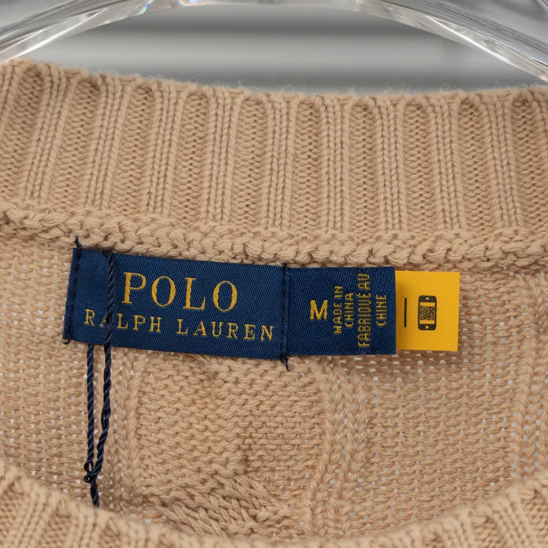 P280 top version (different currencies). You can scan the code to enter the official website. Style: Ralph Lauren POLO Ralph Lauren small label embroidered knitted old money style long-sleeved sweater. Color: Picture color. Size: S-XL. Fabric: pure cotton. Accessories: full set of customized accessories. No gender distinction. Same style for men and women.